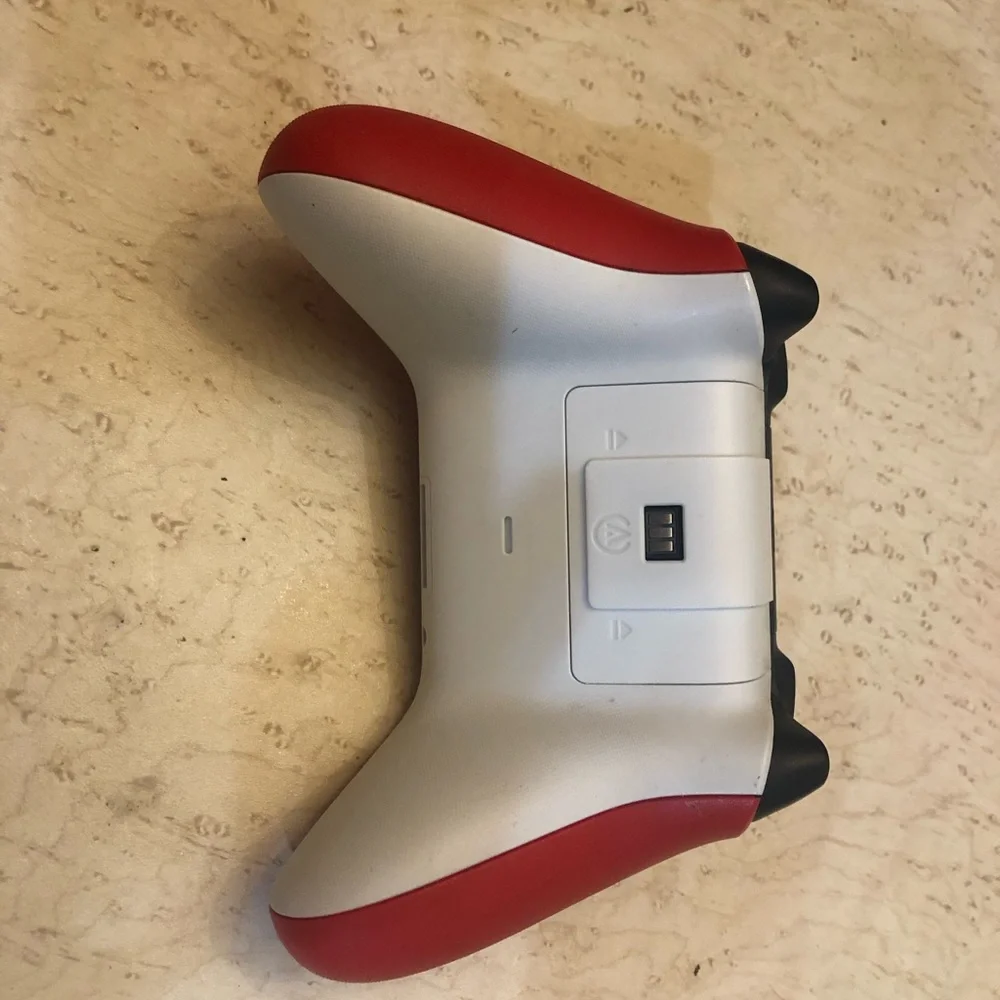 N/A red white
